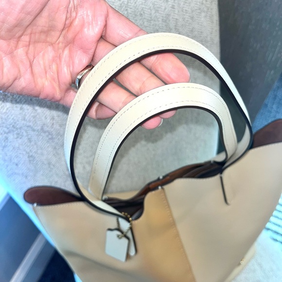 💗 Large Coach Large Tote Bag - Picture 7 of 15